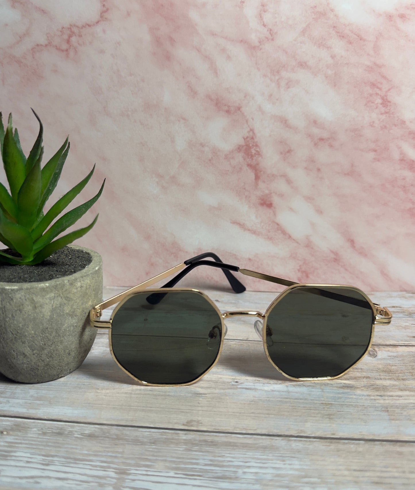 Classic Retro Sunglasses