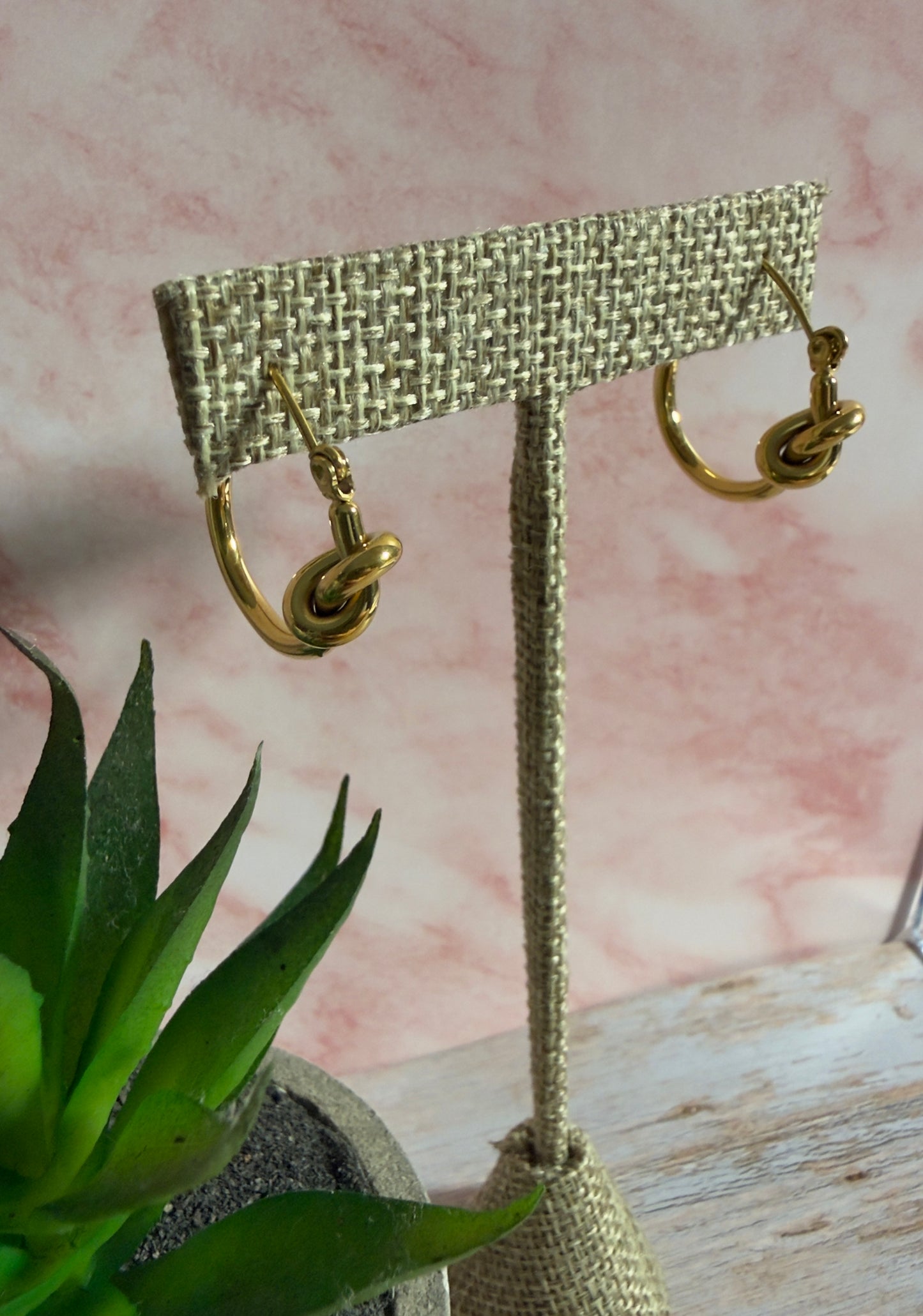 Simple Knot Earrings